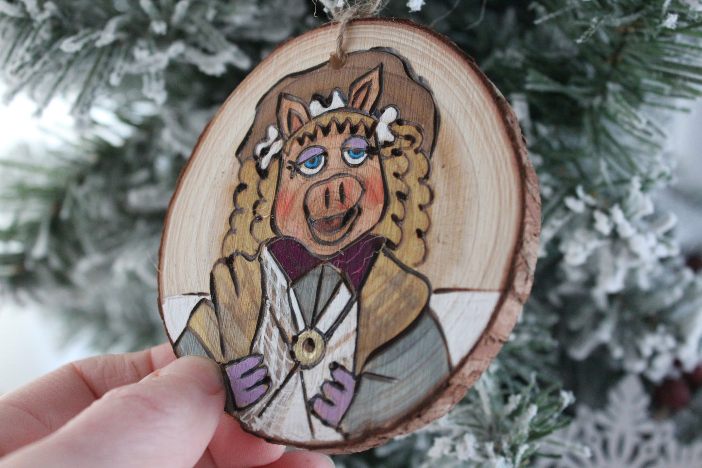 Muppets Christmas Carol Piggy Emily Cratchit
