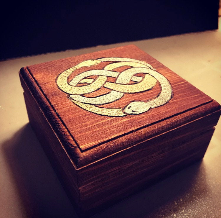 Neverending Story Auryn Falcor Box