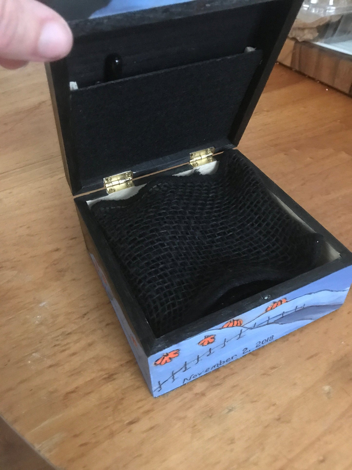 Nightmare Before Christmas Jack and Sally Music Box plays Sally's Song