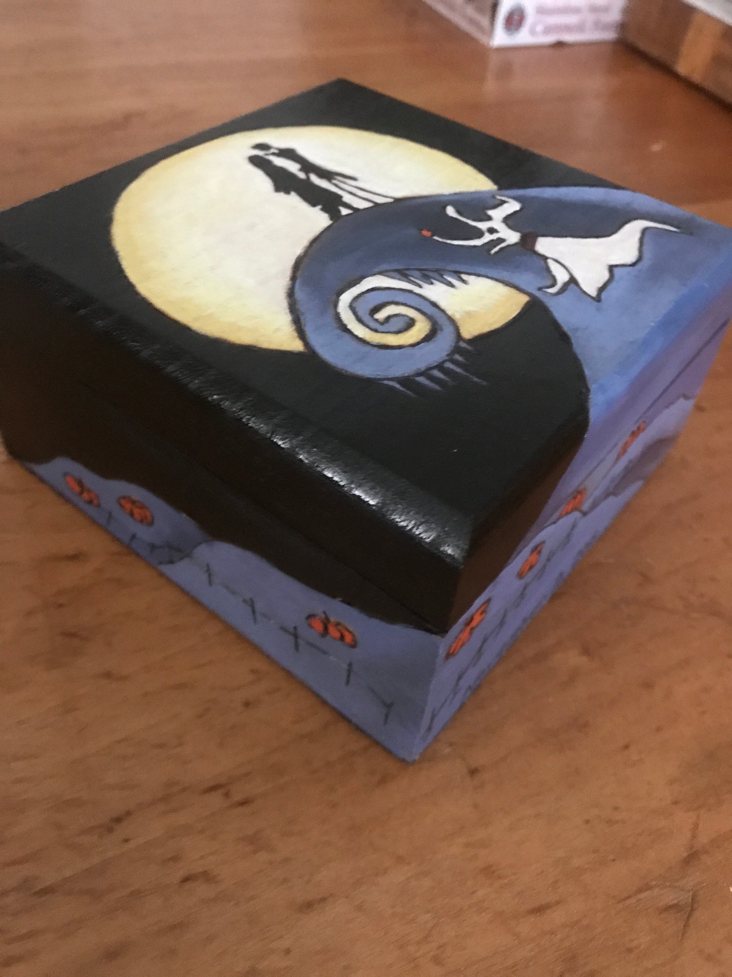 Nightmare Before Christmas Jack and Sally Music Box plays Sally's Song