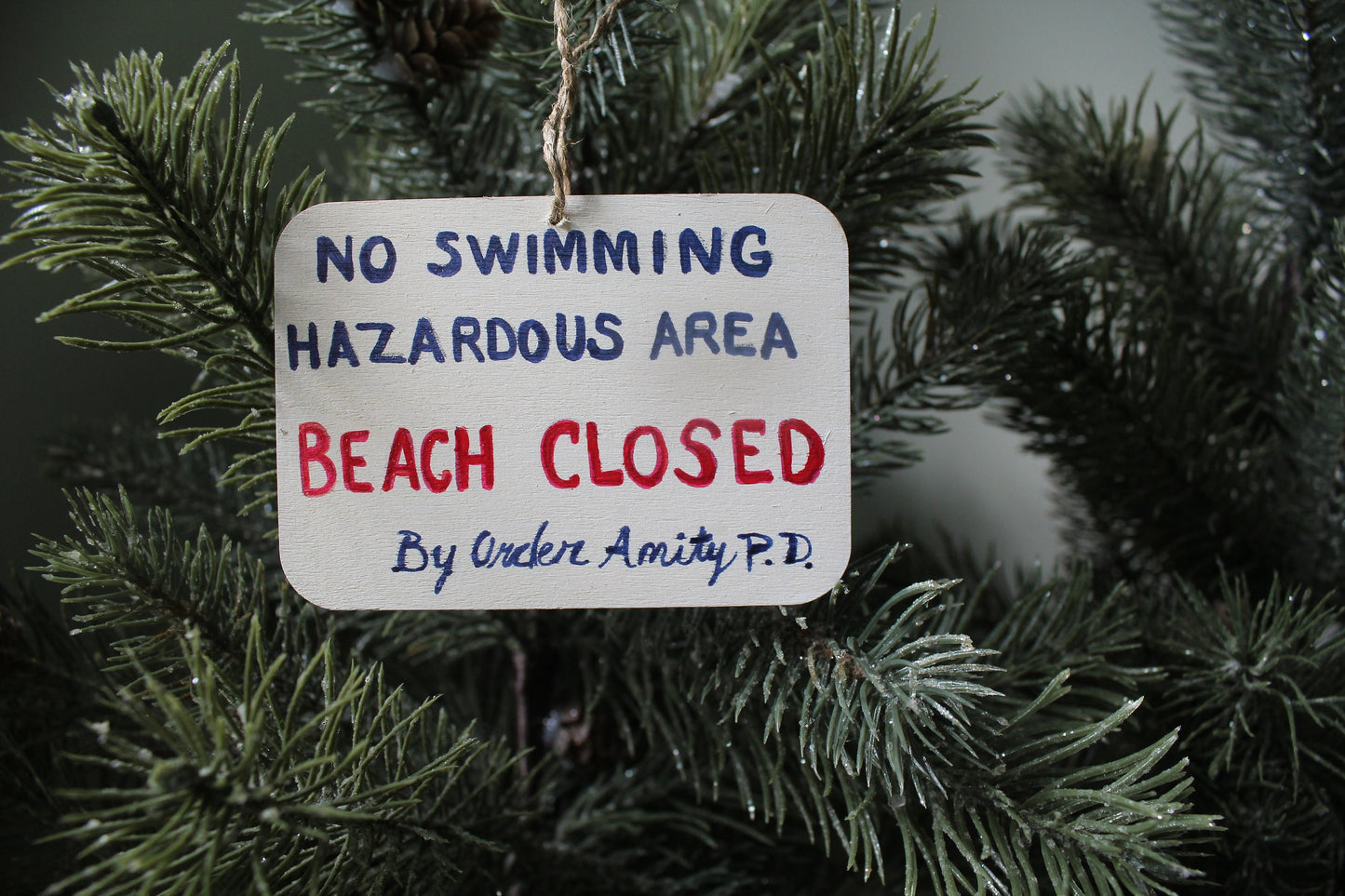 Jaws No Swimming Beach Closed Sign Ornament /magnet