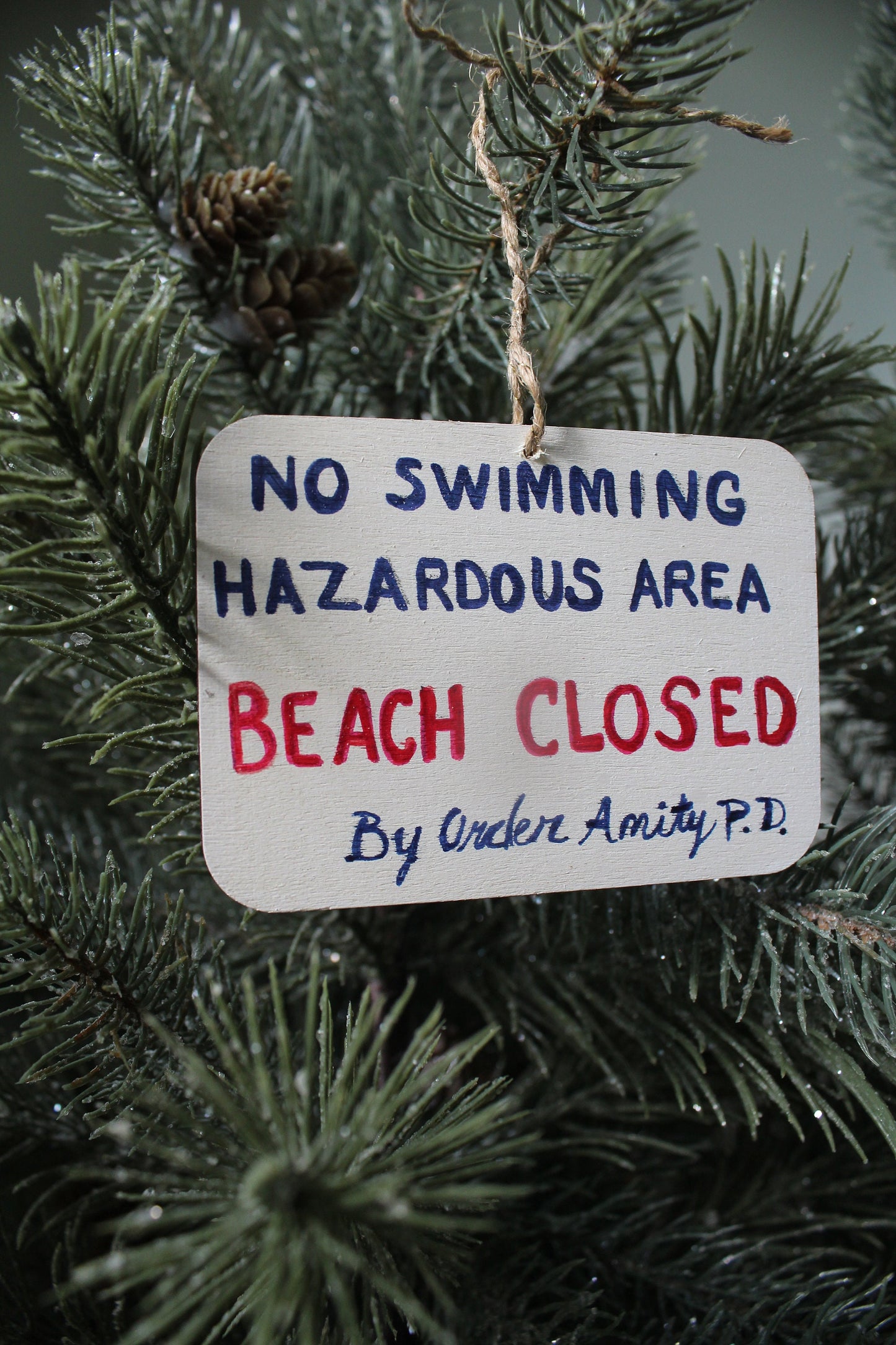 Jaws No Swimming Beach Closed Sign Ornament /magnet