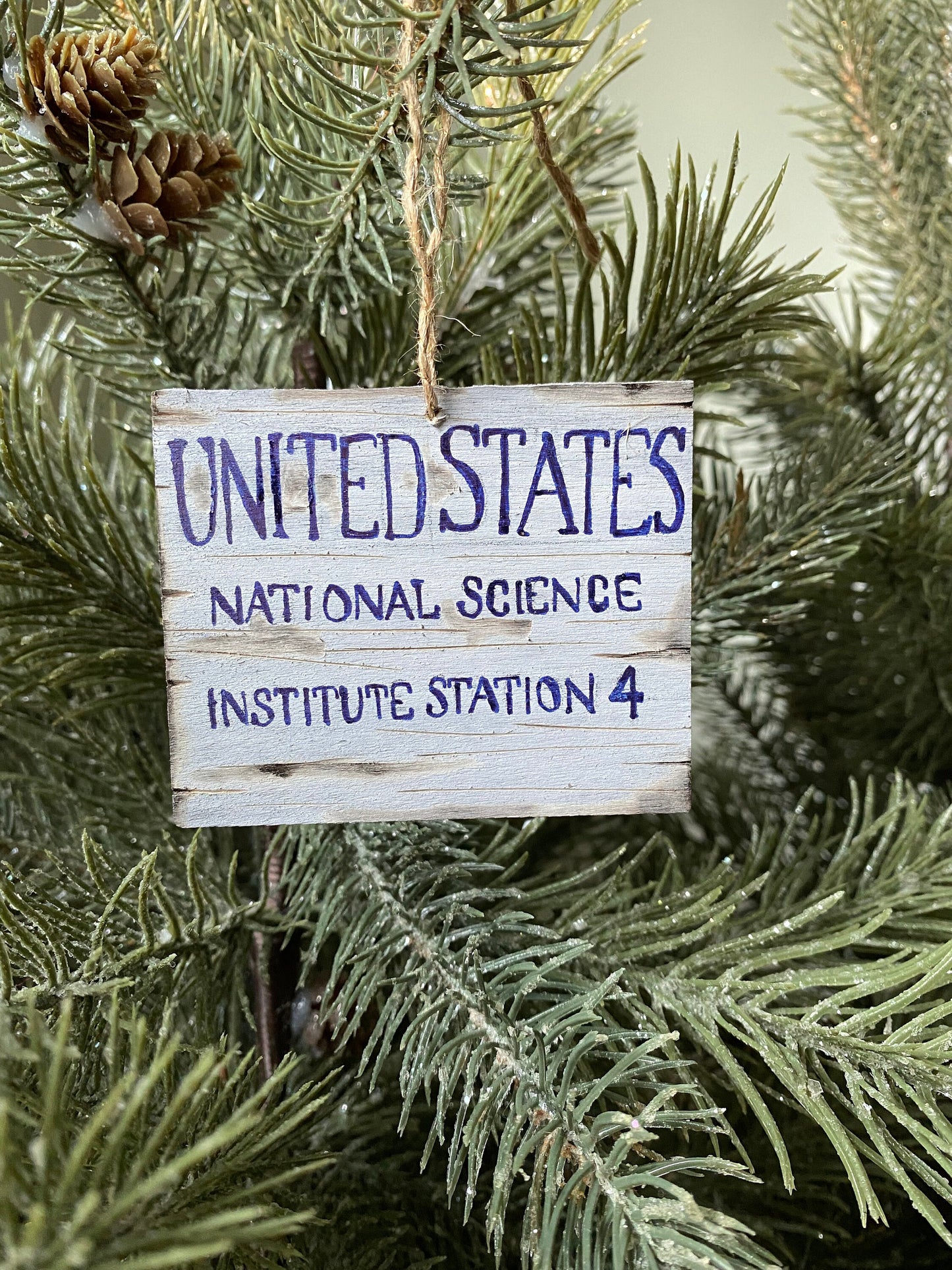 John carpenter The Thing outpost 31 institute research station 4 sign horror ornament