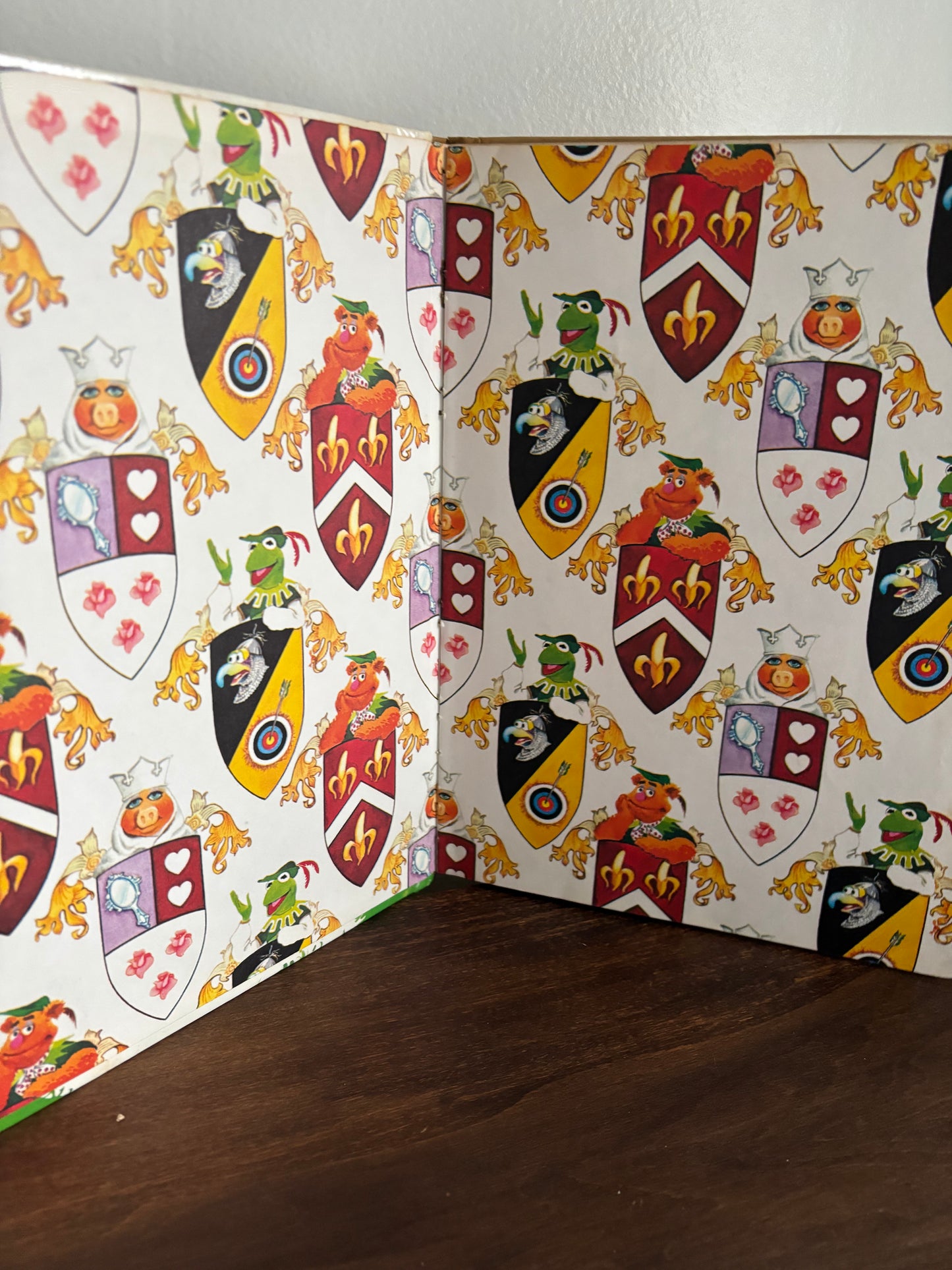 Vintage 1980 Muppets Robin Hood Book