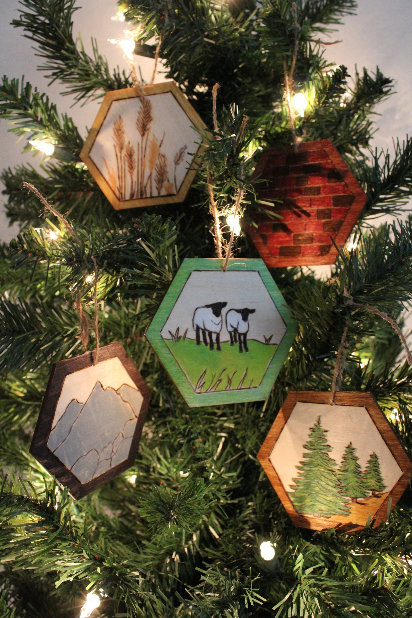 Settlers of Catan Game Board Cristmas Ornament or Coaster gift Set Wood Sheep Ore Wheat Brick